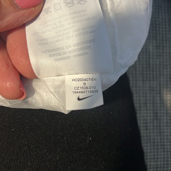 Men’s Nike jacket. Super unique. Small. Tuna big IMO. Windrunner puffer. - Picture 10 of 10